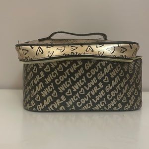 JUICY COUTURE MAKEUP BAG